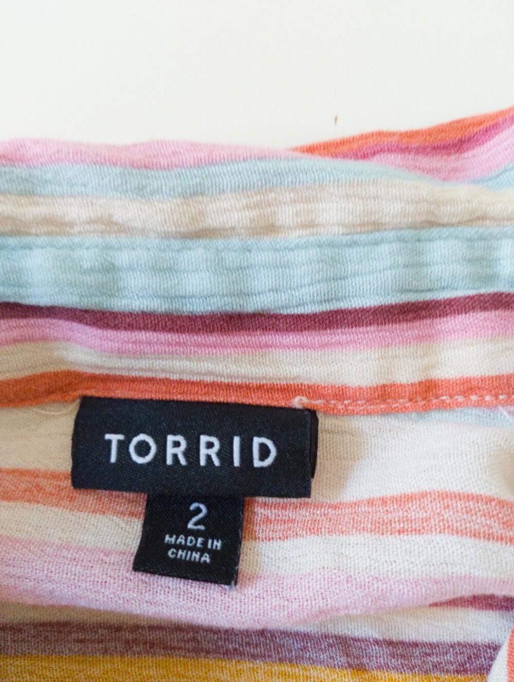 Torrid Crinkle Gauze Dolman Button Up Shirt Size 2X - Picture 3 of 7